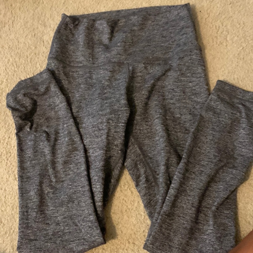 lululemon size 6 leggings
